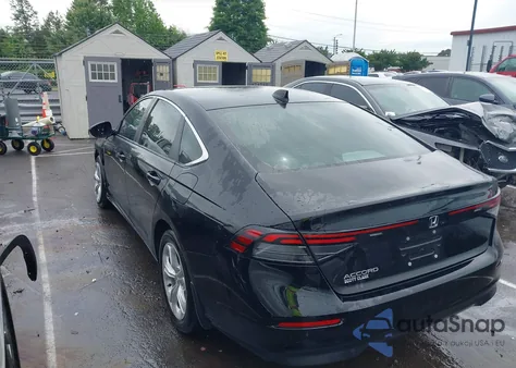 2024 Honda Accord Lx z USA, uszkodzony, nr VIN 1HGCY1F28RA062436